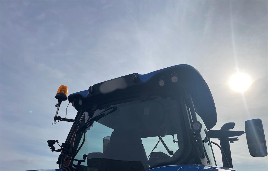 NEW HOLLAND 40 new holland t6.175 175 ch 2019 1 761 h