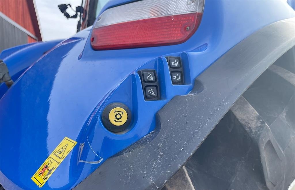 NEW HOLLAND 43 new holland t6.175 175 ch 2019 1 761 h