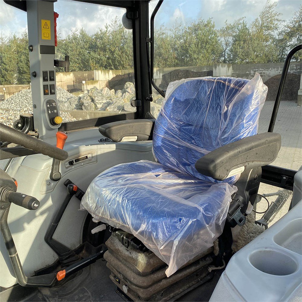 NEW HOLLAND T 5070 7 new holland t 5070 – 115 ch – 2010 – 273 h