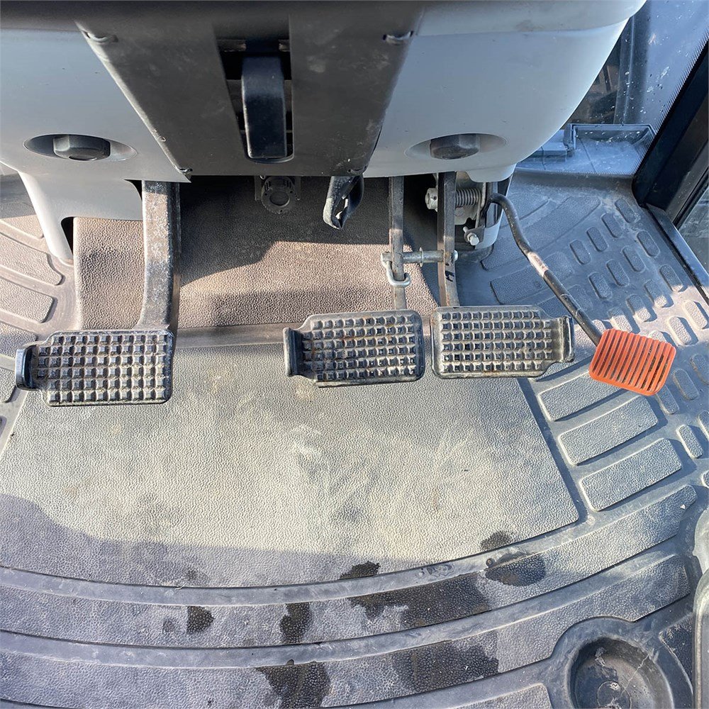 NEW HOLLAND T 5070 9 new holland t 5070 – 115 ch – 2010 – 273 h