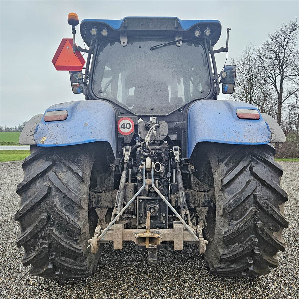 NEW HOLLAND T7.175 E1 6 new holland t7.175 e1 – 155 ch – 2018 – 4 658 h