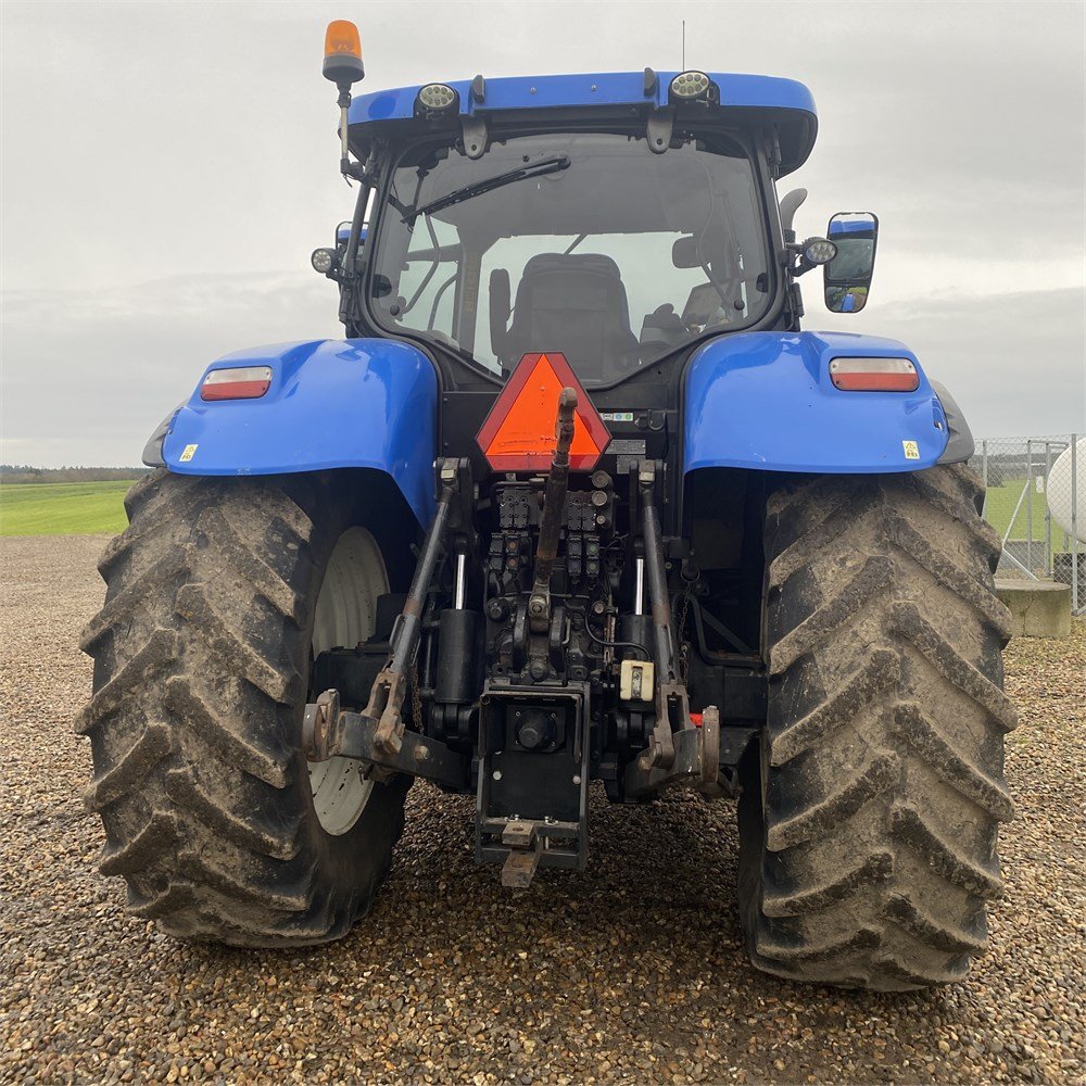 NEW HOLLAND T7.220 2 new holland t7.220 – 167 ch – 2013 – 6 308 h