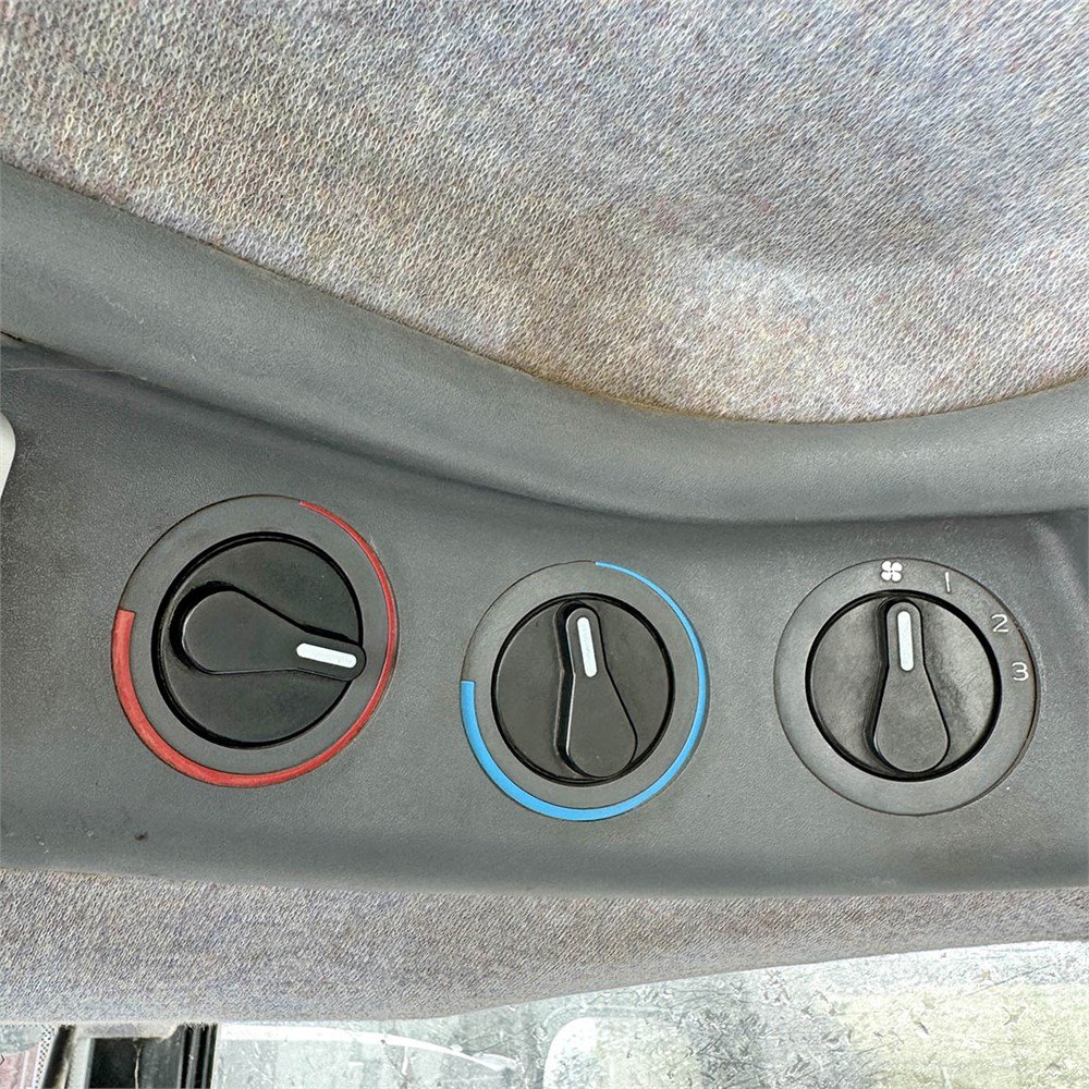 NEW HOLLAND TM135 20 new holland tm135 – 136 ch – 2001 – 8 946 h – chargeur frontal