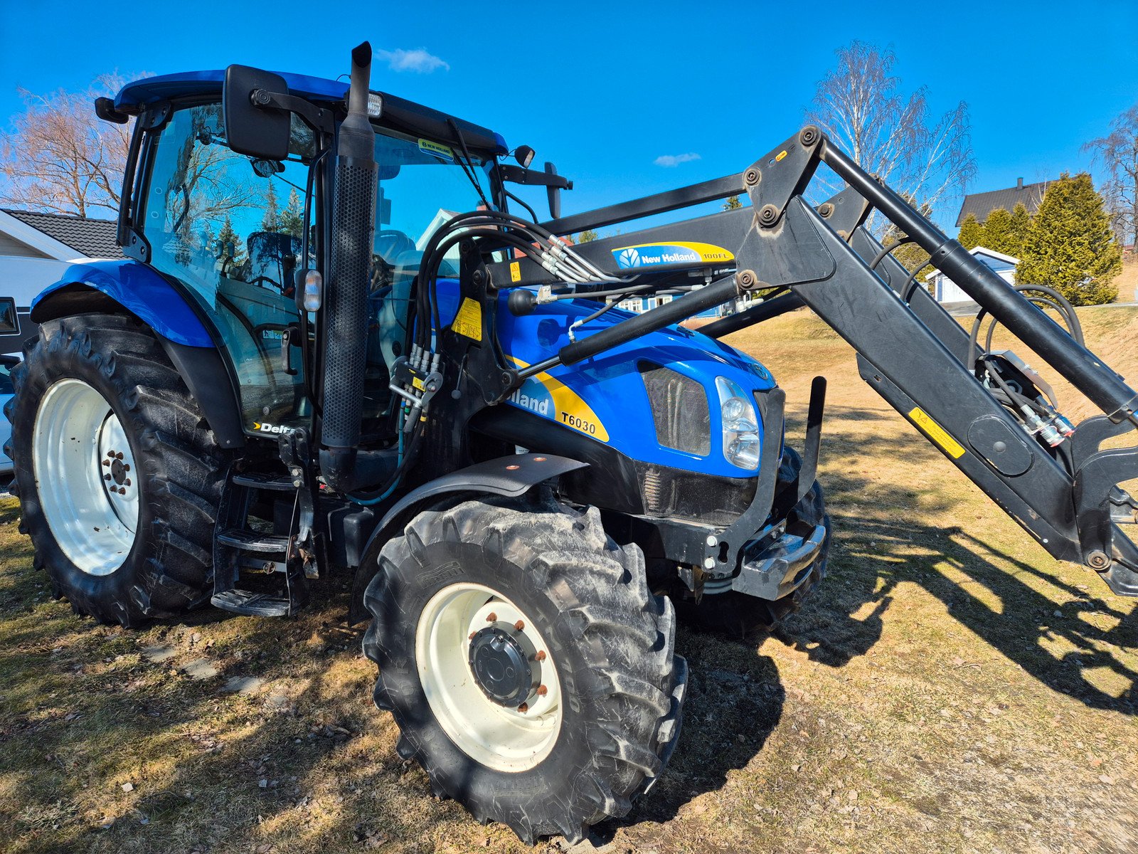 New Holland 6030 13 new holland 6030 117 ch 3 258 h 2008