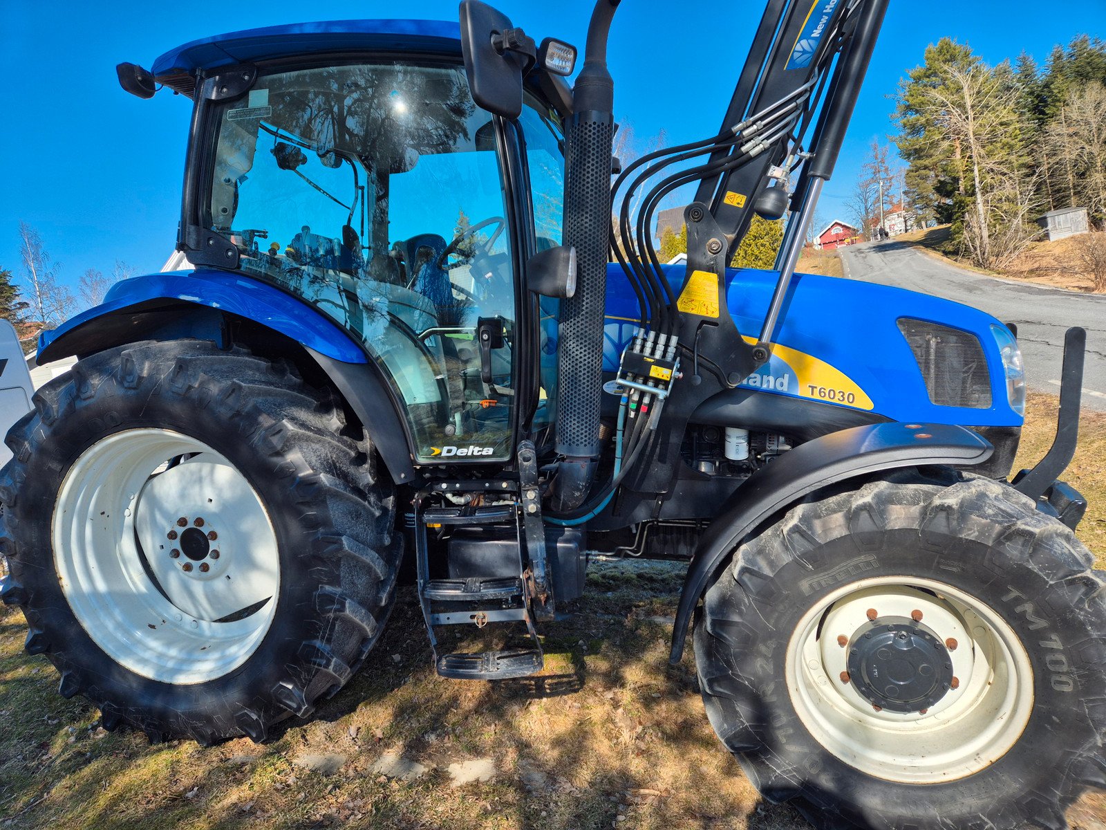 New Holland 6030 29 new holland 6030 117 ch 3 258 h 2008
