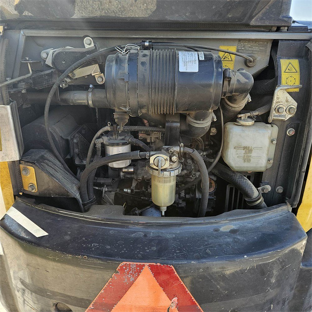 New Holland E39 B 3 new holland e39 b 4t 2 786 h 2015