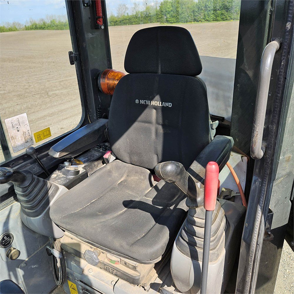 New Holland E39 B 5 new holland e39 b 4t 2 786 h 2015