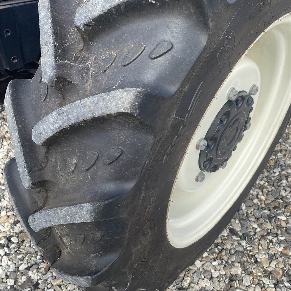 New Holland T4.75 S 18 new holland t4.75 s 75 ch 2018 346 h