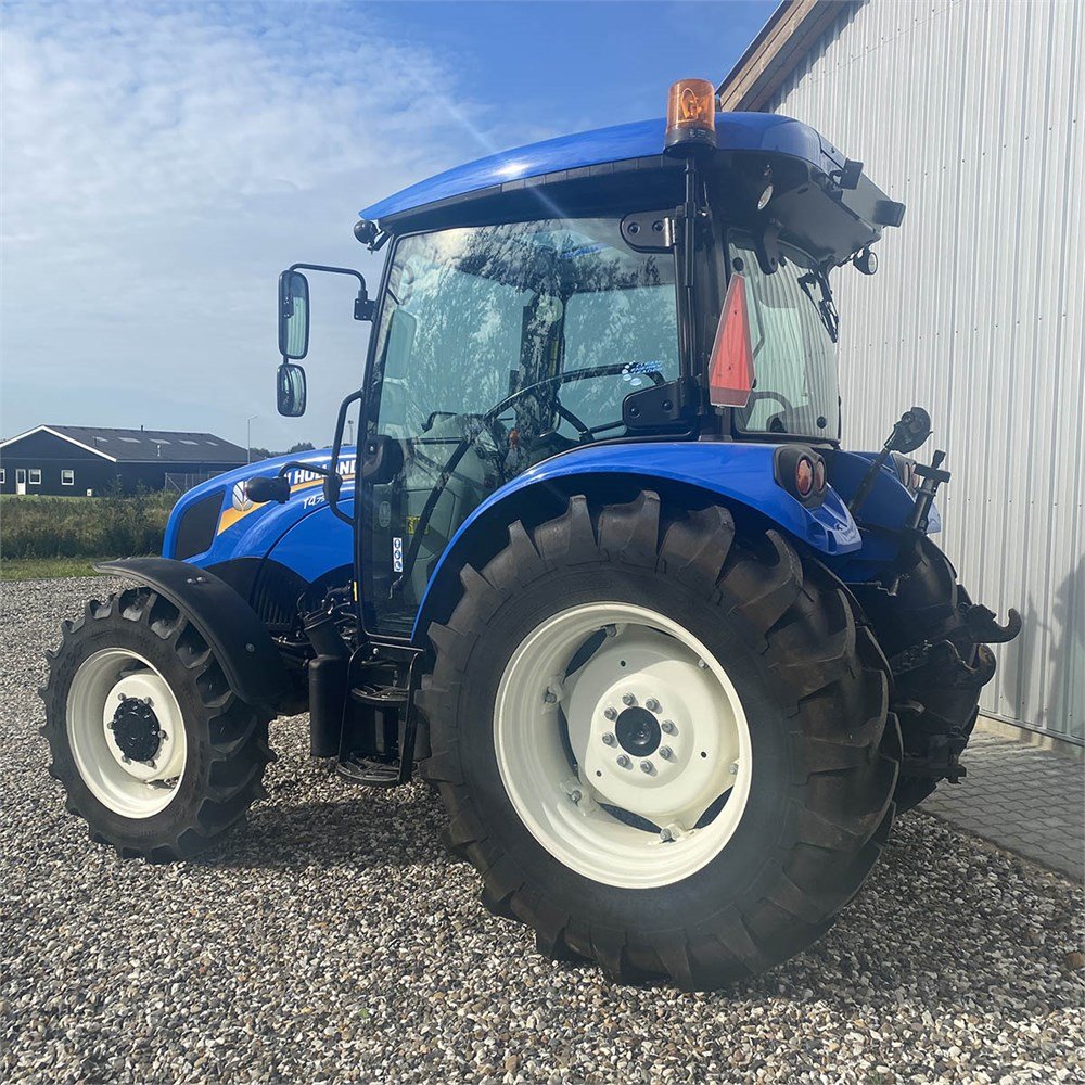 New Holland T4.75 S 4 new holland t4.75 s 75 ch 2018 346 h