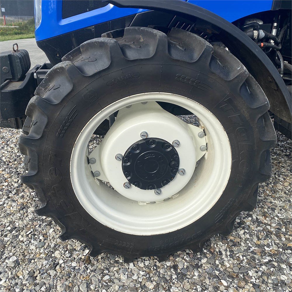 New Holland T4.75 S 42 new holland t4.75 s 75 ch 2018 346 h