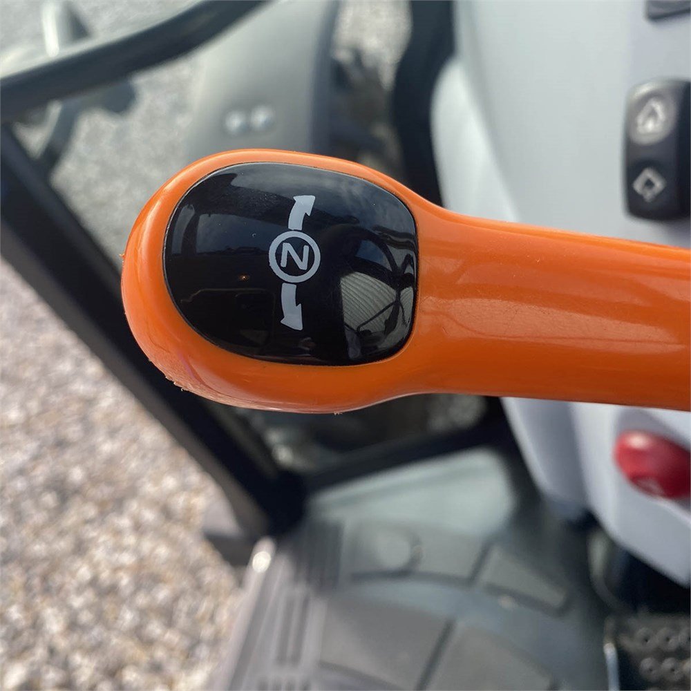 New Holland T4.75 S 48 new holland t4.75 s 75 ch 2018 346 h