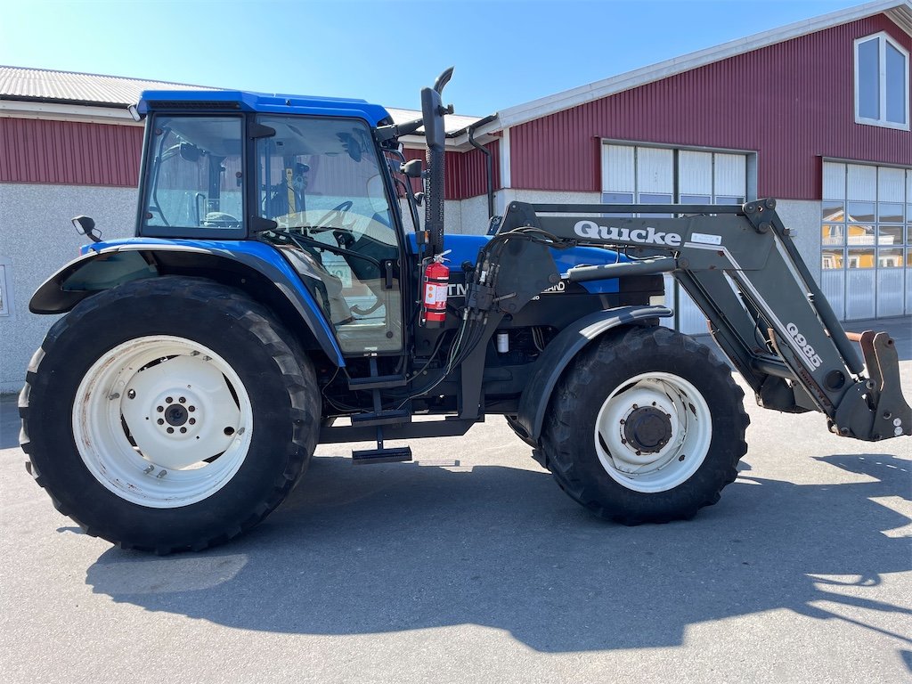 New Holland TM115 4WD 5 new holland tm115 4wd 106 ch 10 328 h 2002