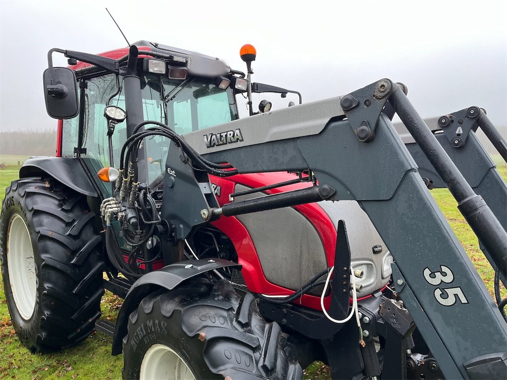Valtra A75-4 44 valtra a75 4 – 75ch – 2006 – 2 849 h
