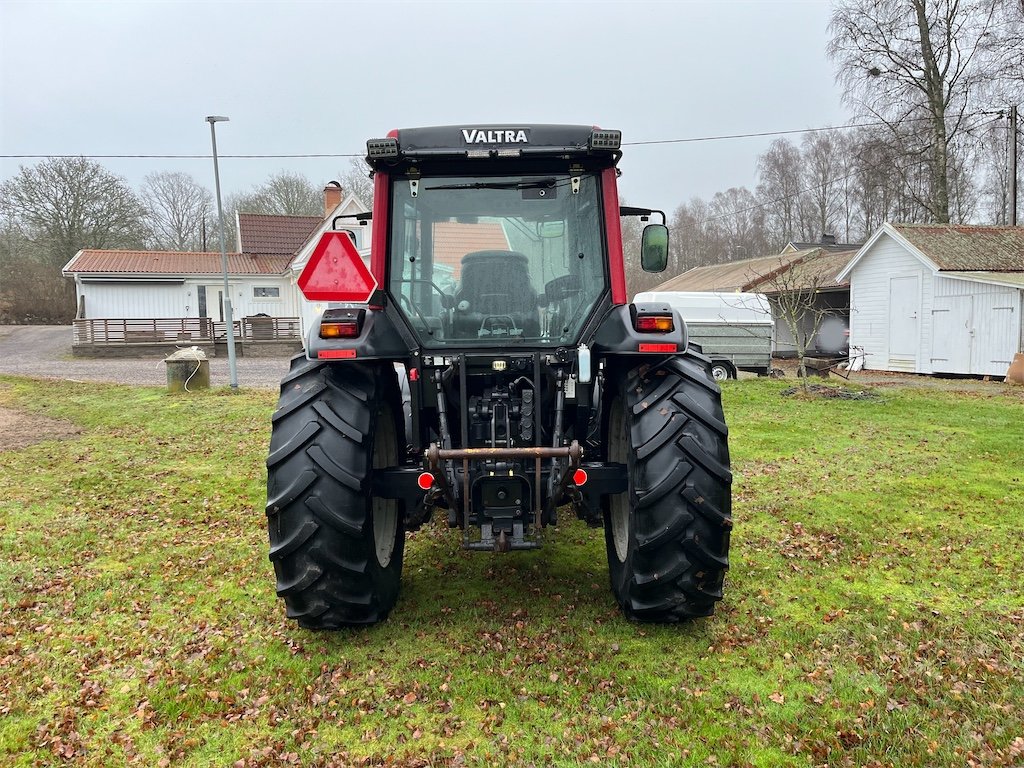 Valtra A75-4 5 valtra a75 4 – 75ch – 2006 – 2 849 h