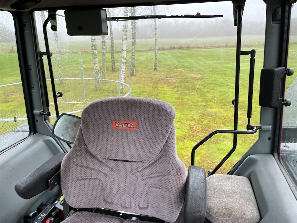 Valtra A75-4 59 valtra a75 4 – 75ch – 2006 – 2 849 h