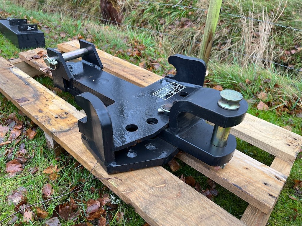 Valtra A75-4 64 valtra a75 4 – 75ch – 2006 – 2 849 h