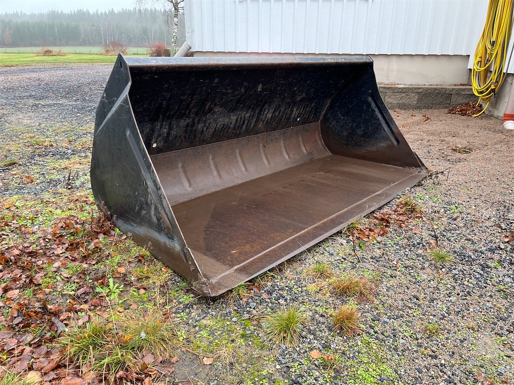 Valtra A75-4 66 valtra a75 4 – 75ch – 2006 – 2 849 h