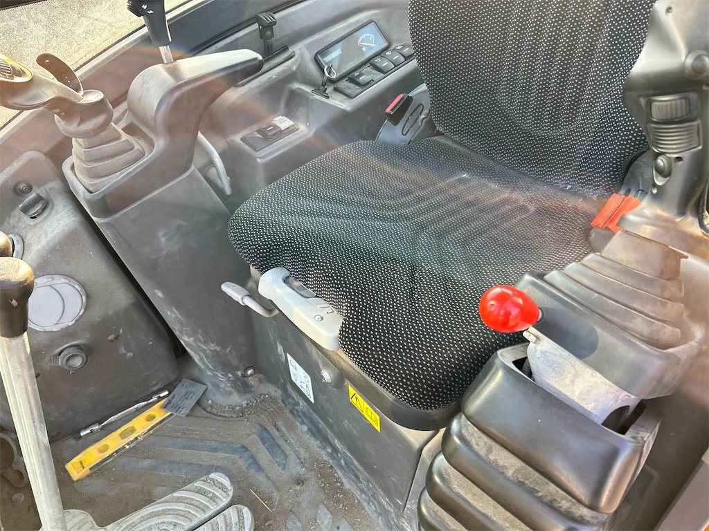 Volvo ECR25D 3 volvo ecr25d 2t5 833 h 2020