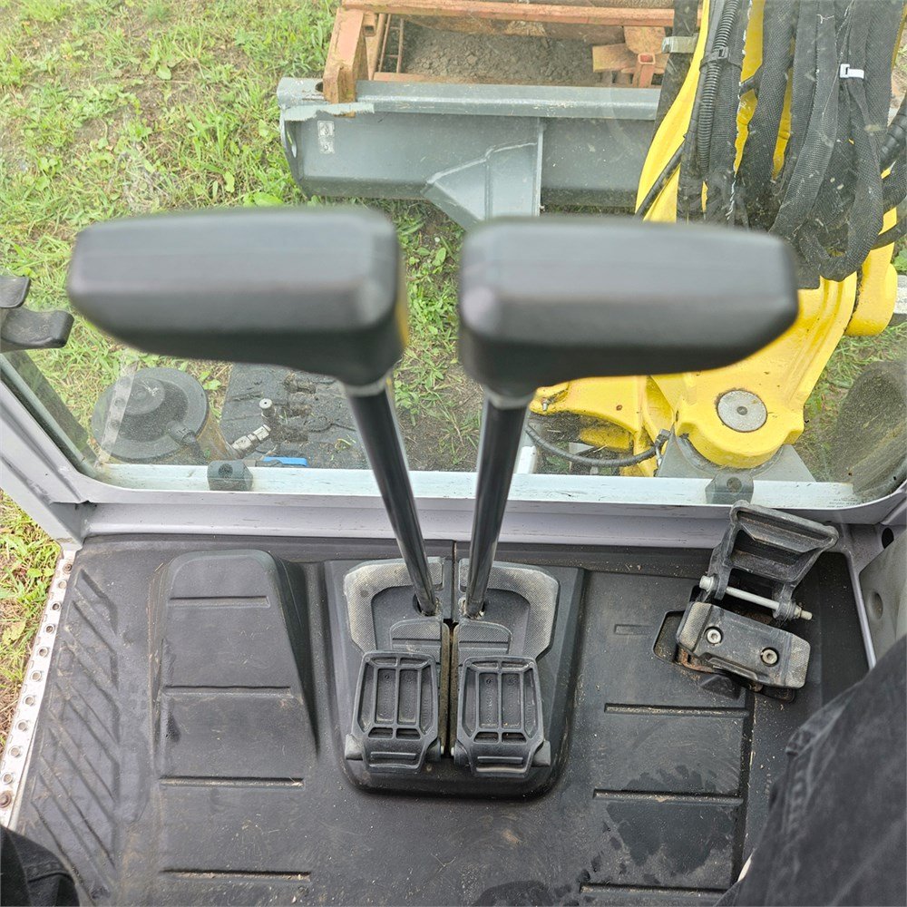 Wacker Neuson ET35 5 wacker neuson et35 3t5 2 746 h 2019