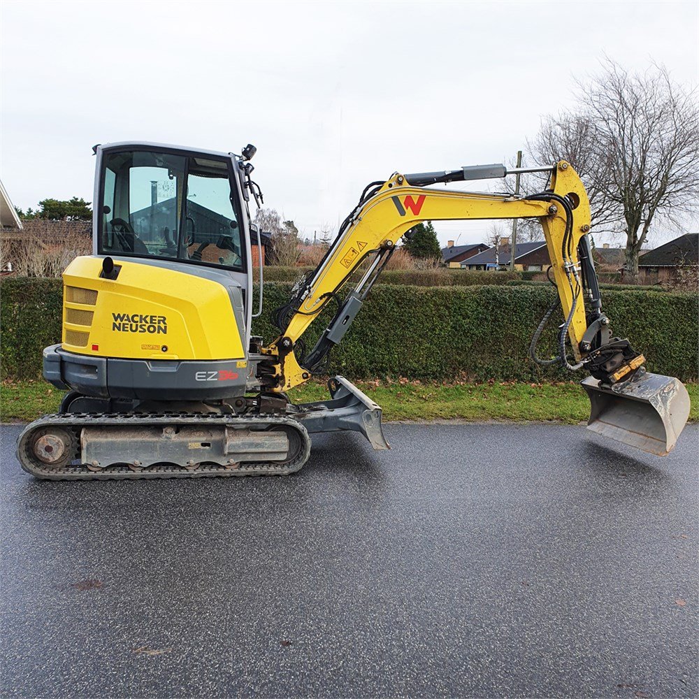 Wacker Neuson EZ36 2 wacker neuson ez36 – 3t8 – 2 650 h – 2019