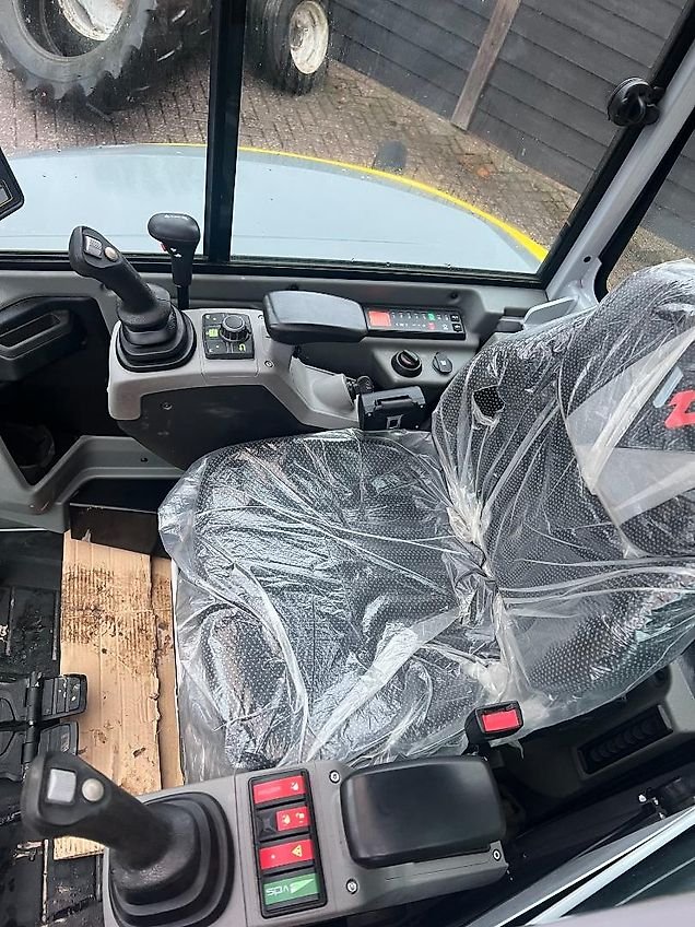 Wacker Neuson EZ36 7 wacker neuson ez36 – 4t2 – 270 h – 2021