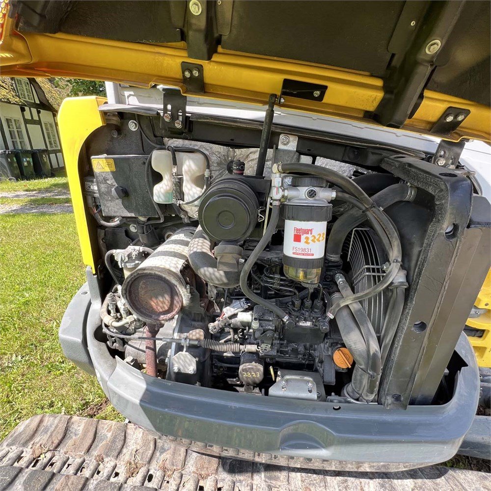 a410f482-0ce2-44f2-abeb-04802adf3ba8_largesize wacker neuson ez26 2t6 2 230 h 2020