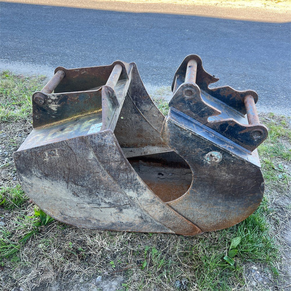 a44011a4-351f-42e1-8741-815d297247c3_largesize komatsu pc55mr 3 – 5t3 – 4 625 h – 2012