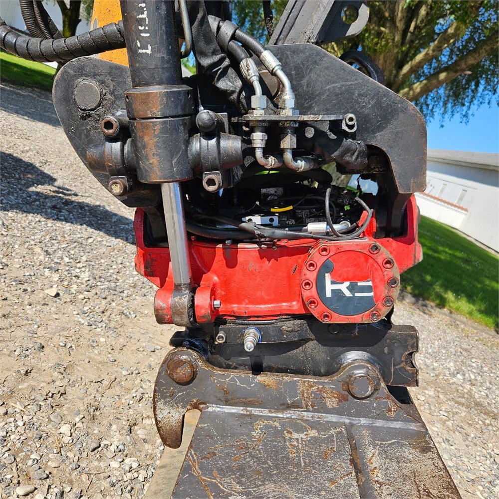 a4cefbb2-7277-4571-8713-09b4eb61c010_largesize case cx75c sr – 8t6 – 2 594 h – 2019