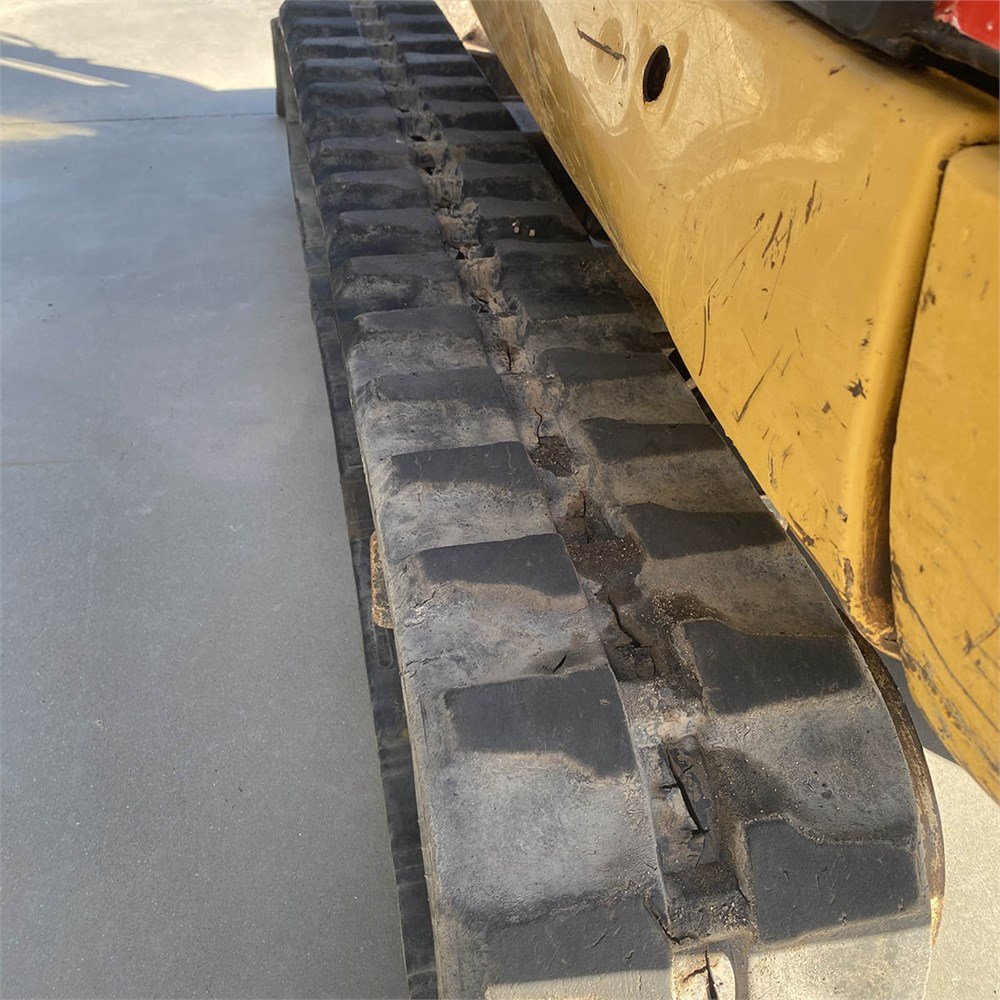 a59aac2e-a5b7-46b7-983c-ebc5cb2bf105_largesize caterpillar 302.2d – 2t2 – 5 415 h – 2013