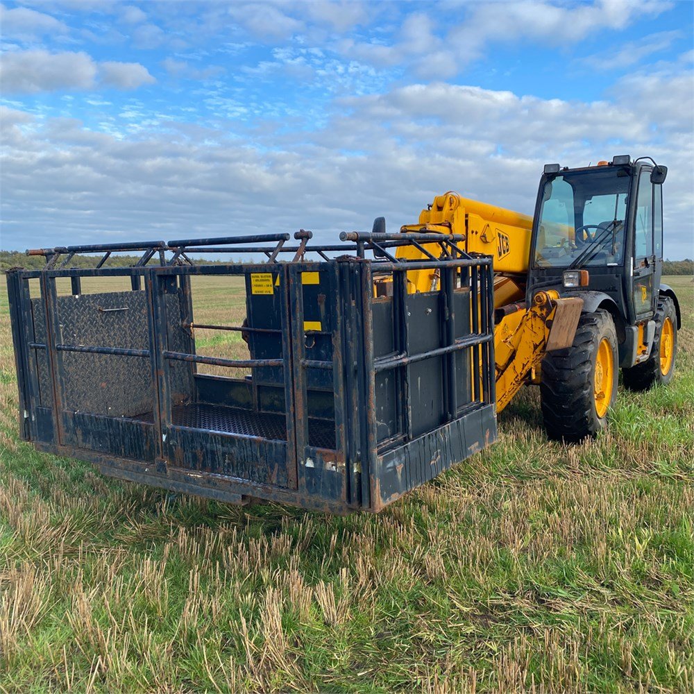 a82c3713-81b9-4a4a-8031-2d78a1899c33_largesize jcb 537 135 – 13,5 m – 4 500 h – 2001