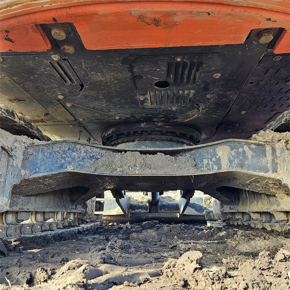 ab8ec08b-94bd-4bca-8372-1b4768f5b36f_largesize hitachi zx85usb 6 8t6 3 141 h 2020