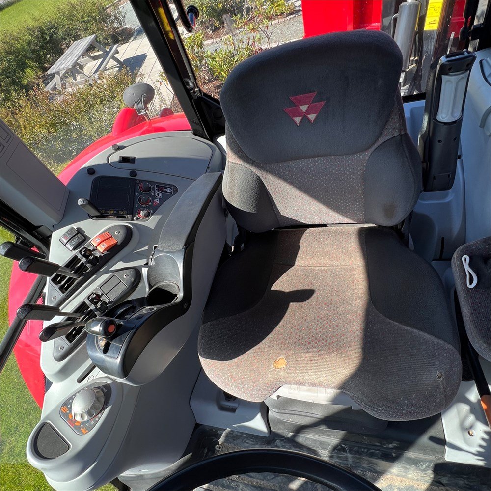 ad4fb52b-09ec-4f8c-9f4b-cd8d15503ad9_largesize massey ferguson 6480 – 147 ch – 2008 – 7 700 h