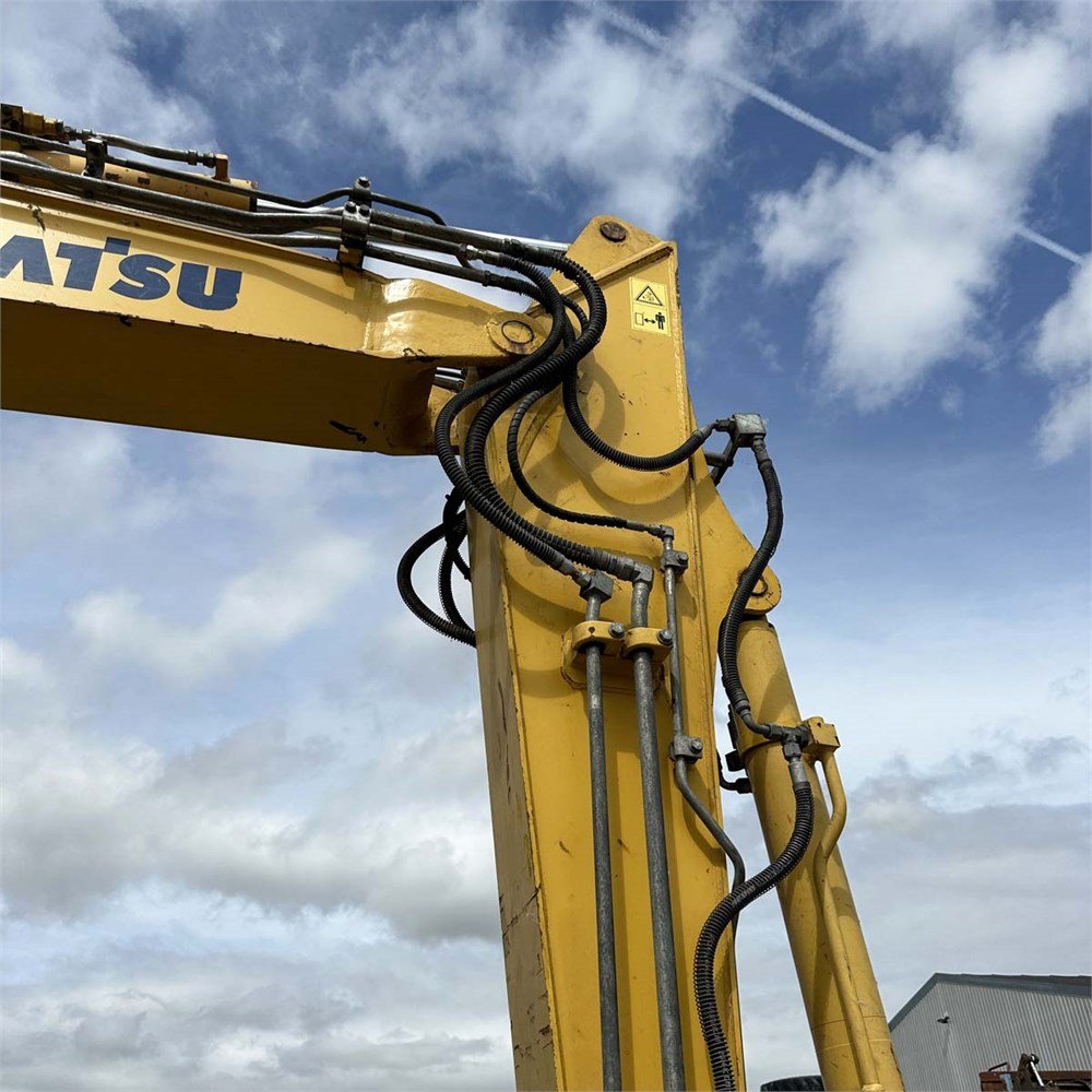 adbfc19d-b968-476c-88c0-57f6954169e9_largesize komatsu pc88mr 8 8t8 5 250 h 2014