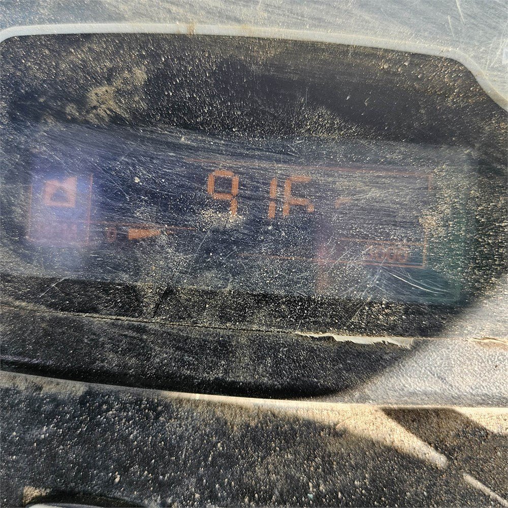 b0c1fa11-c041-45ac-90da-5a00d4c1ae94_largesize new holland e26c 2t6 916 h 2018