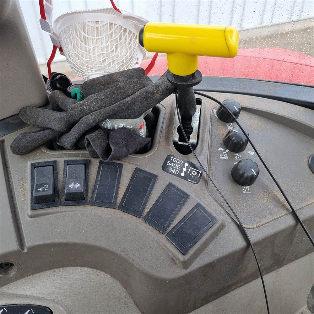 b2ca5c4c-e995-4b7a-bcce-682688ec31f0_largesize case ih 85 c farmall 85 ch 2021 460h