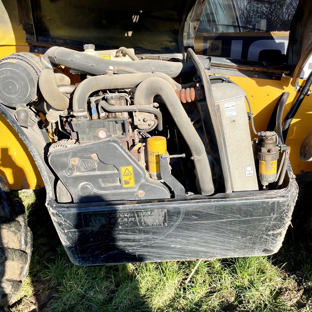 b384611c-1b6e-4f70-8f01-f22149a2bb64_largesize jcb 531 70 – 7 m – 2 179 h – 2010