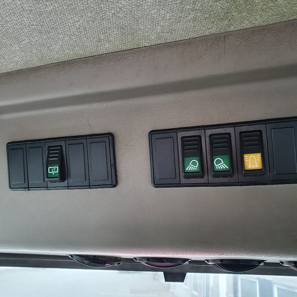 b653a041-c916-4a42-a3d0-6bf07cf847a8_largesize case ih cvx 170 – 170ch 2007 6 300 h