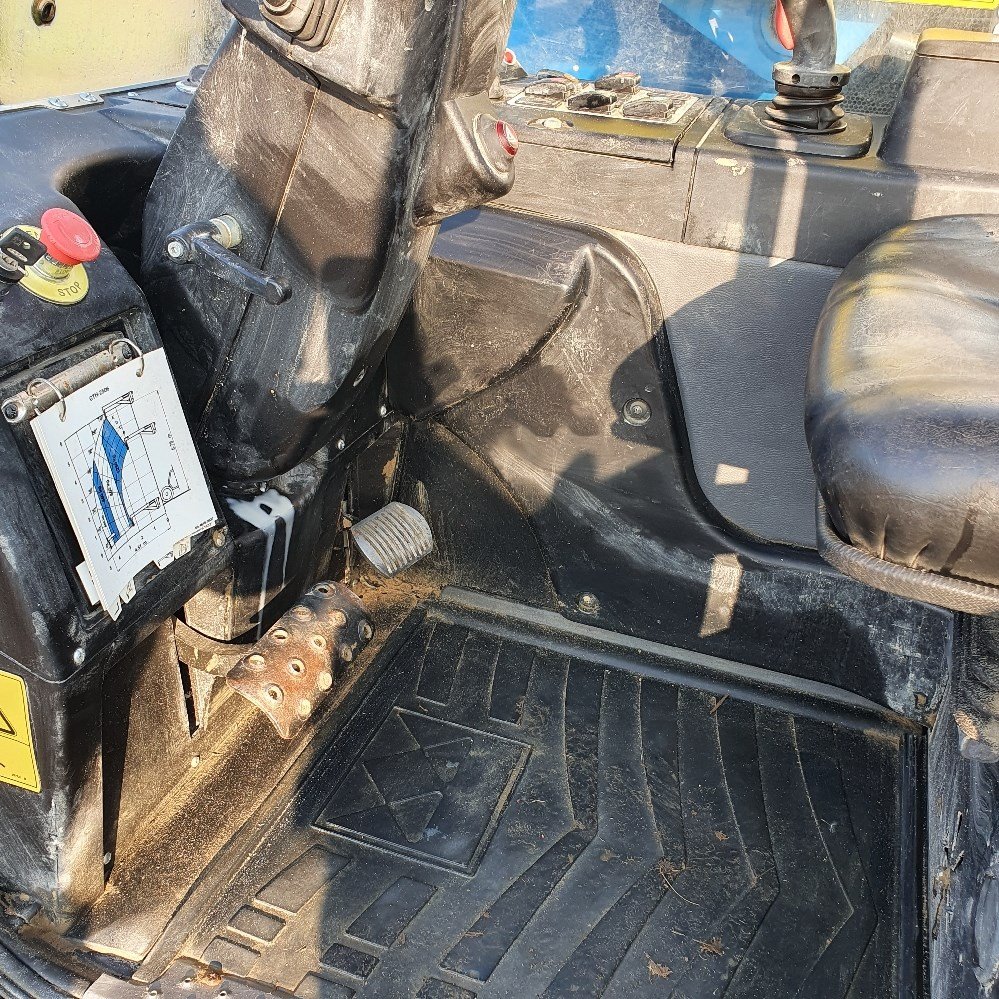 b6da4240-462d-44d3-99fe-7622fa0fdb4f_largesize genie gth 2506 – 5,8 m – 825 h – 2018