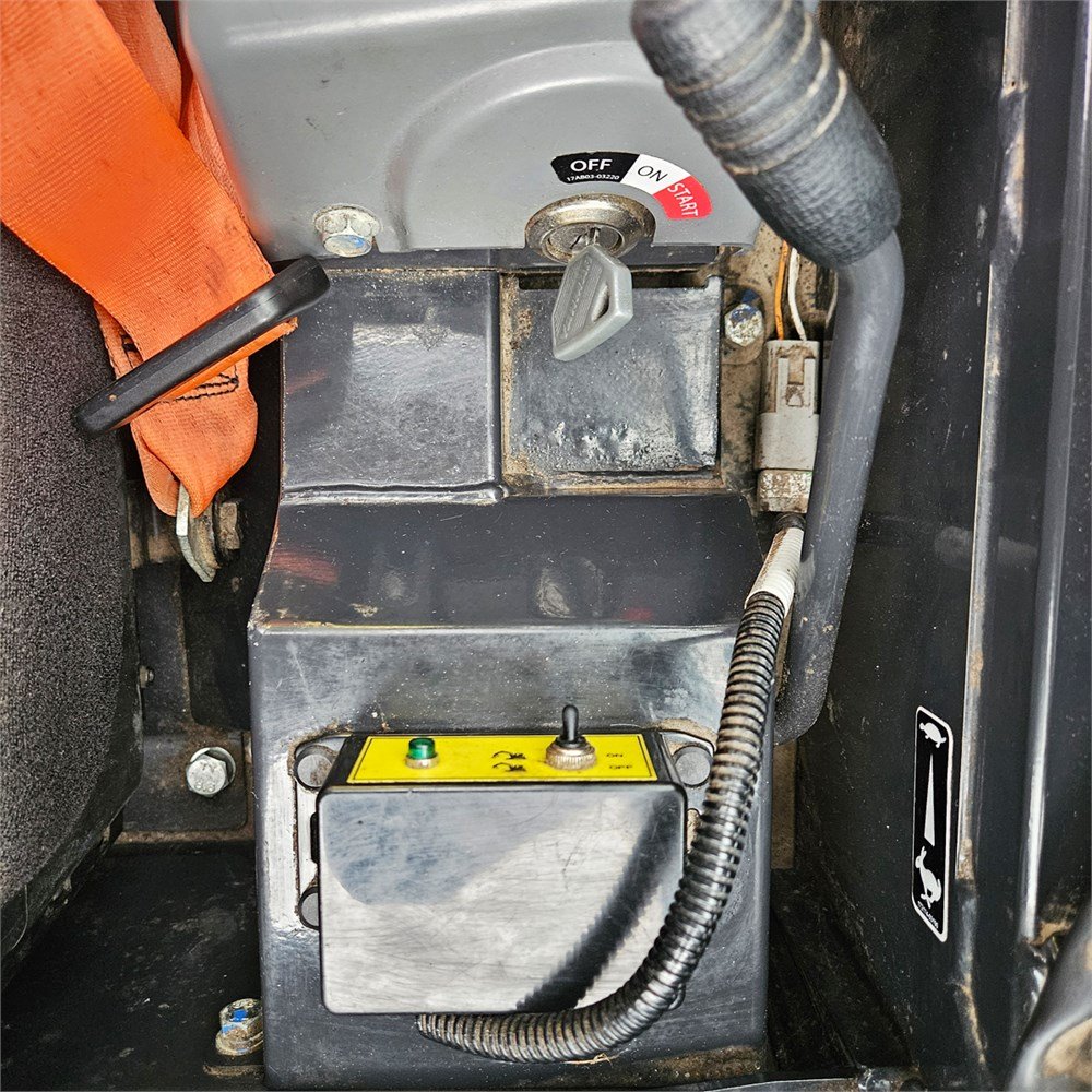 b8b3b48b-c1a3-4c9e-80da-ab98ec631fb5_largesize yanmar sv22 – 2t2 – 1 699 h – 2020