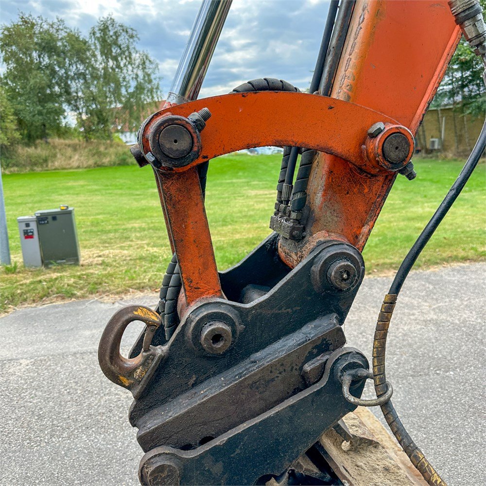 b8d8a645-2068-4fa6-bef6-a7d62c62678f_largesize hitachi zx50 u 2 – 5t – 7 190 h – 2007