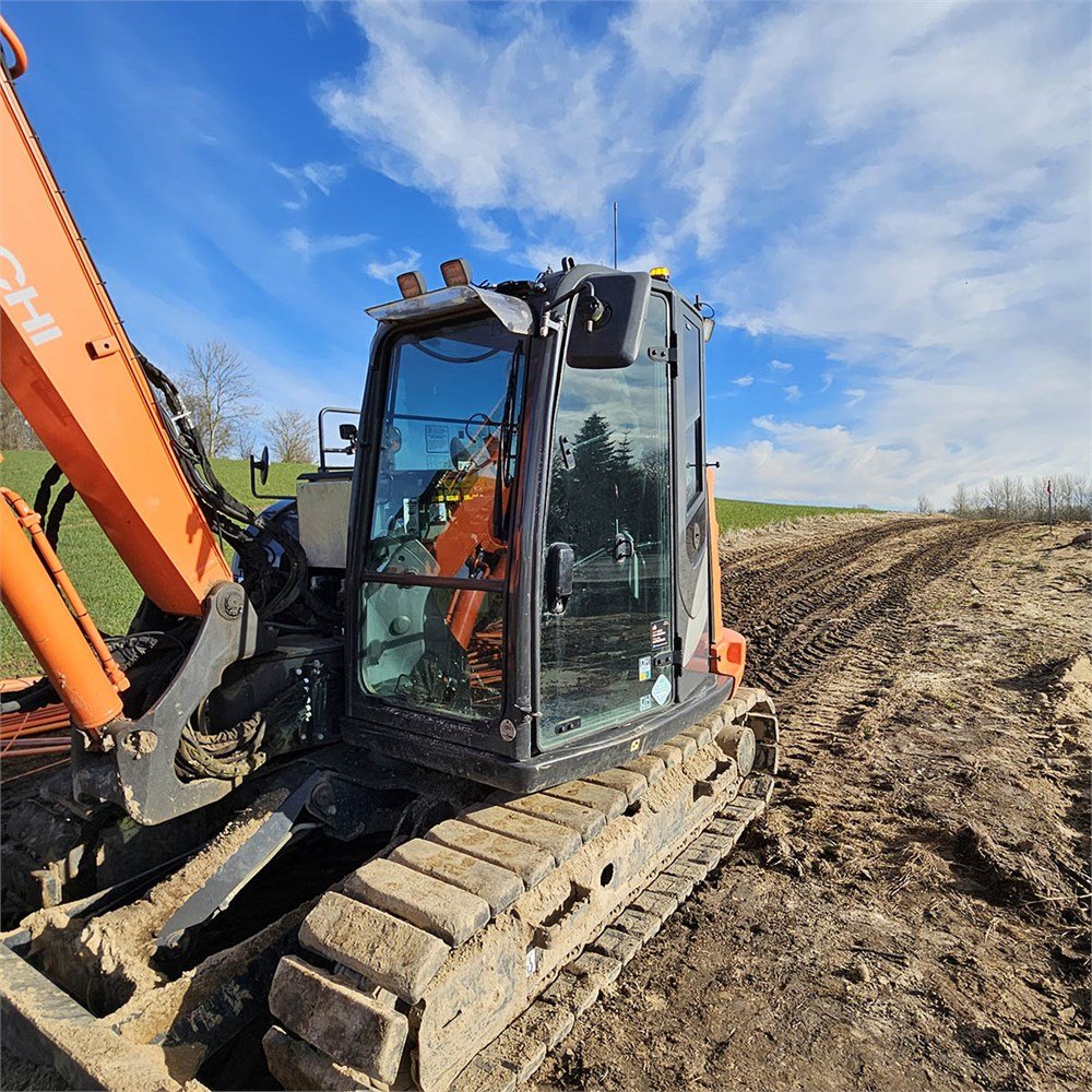 b98b3f34-e32e-430b-bf2a-31cb27ab4af2_largesize hitachi zx85usb 6 8t6 3 141 h 2020