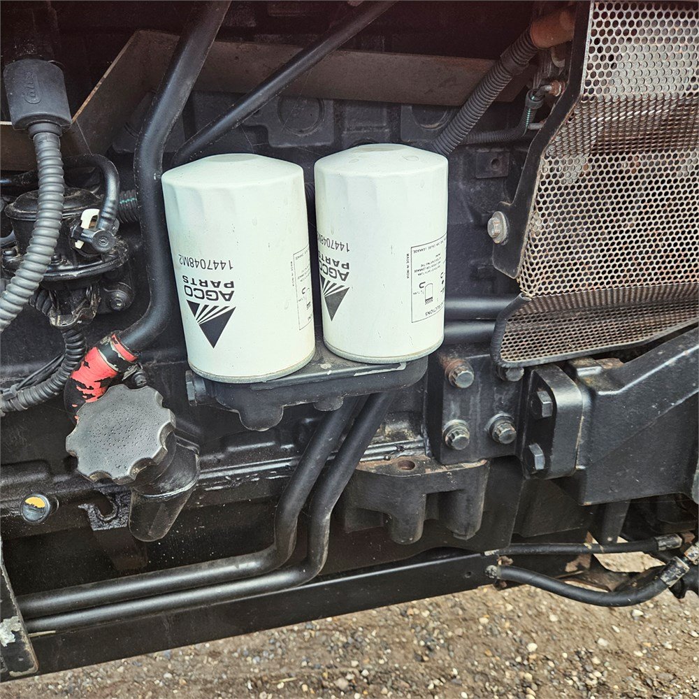 bc99fde5-078d-448b-80cc-bf243de0144b_largesize massey ferguson 5465 – 109 ch – 5 715 h – 2005