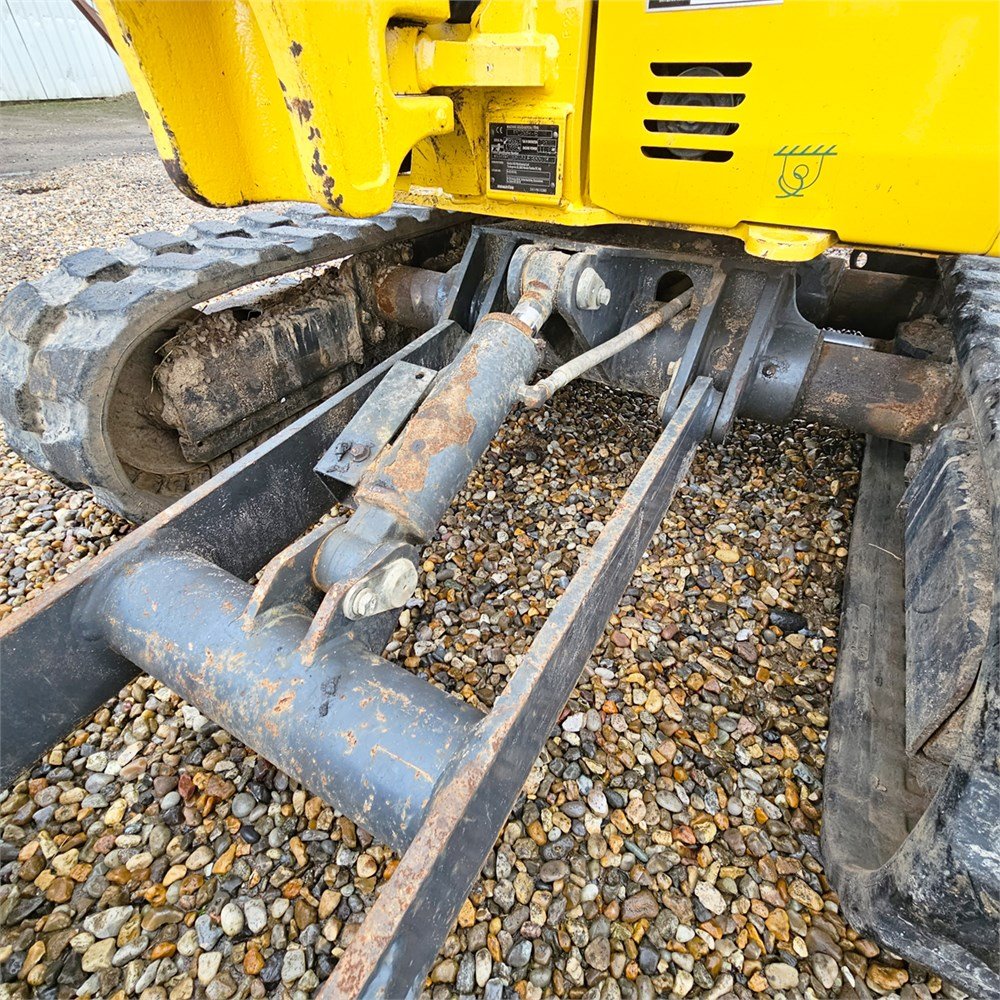 bd994928-ae41-45d7-9df2-0a403ee8b31f_largesize komatsu pc20r 5 2t 1 169 h 2022