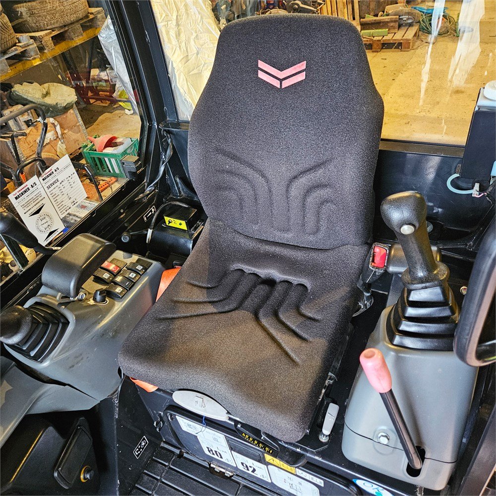 be2cb360-74e5-440c-a6cb-a907fbdb3694_largesize yanmar sv22 – 2t2 – 1 699 h – 2020