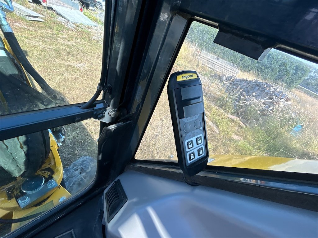 big_202696_2365255 komatsu pc26mr 5 – 2t7 – 739,7 h – 2022