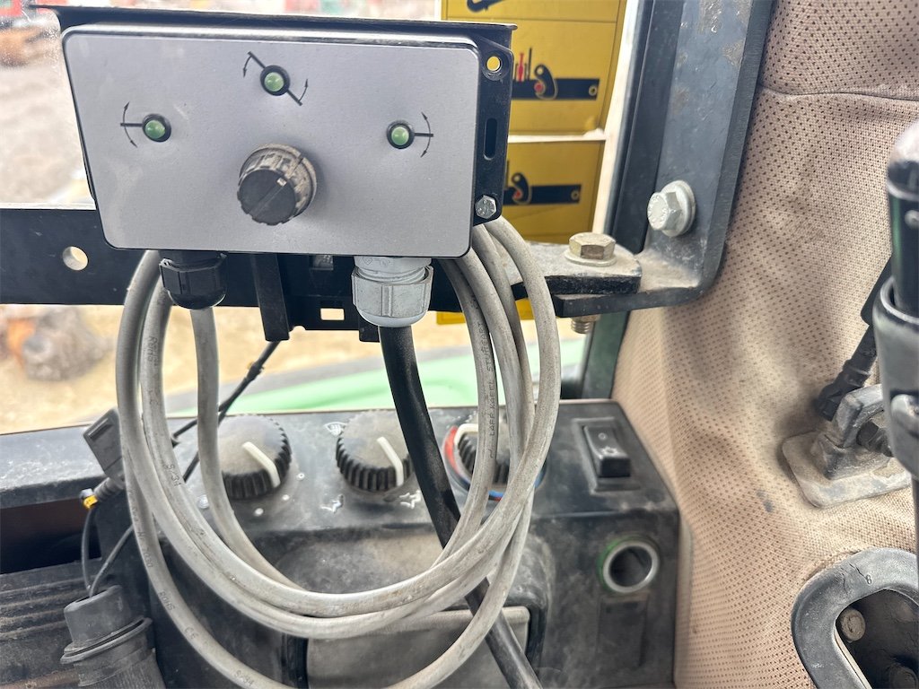 big_218263_2766239 john deere 6600 4wd – 110 ch – 1994 – 7 623 h