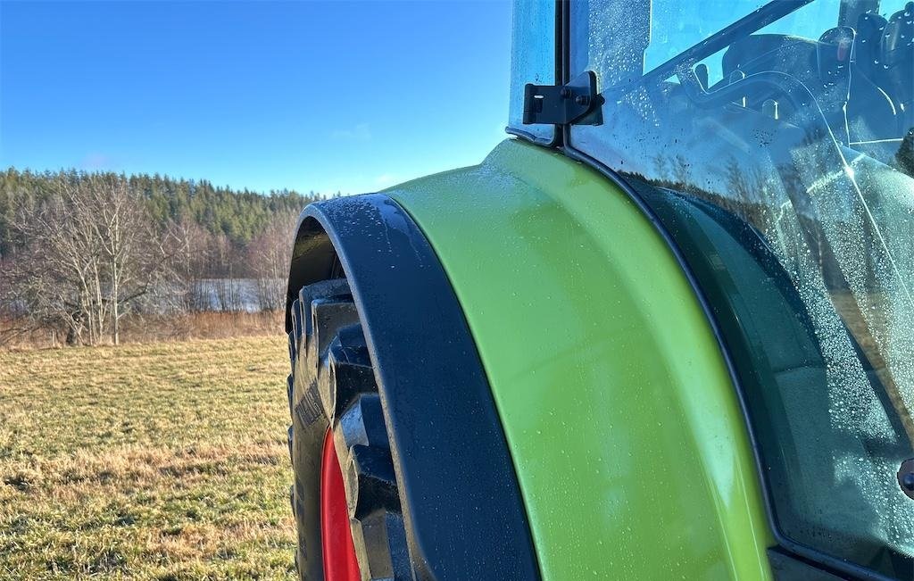 big_219962_2801869 claas 630c arion avec chargeur – 154 ch – 2011 – 6 199 h