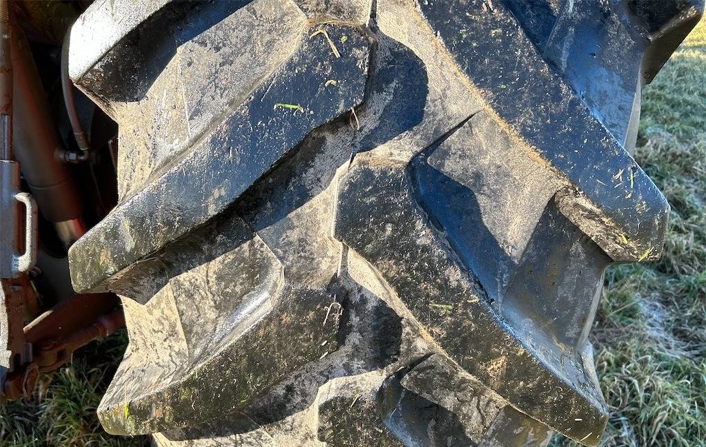 big_219962_2801874 claas 630c arion avec chargeur – 154 ch – 2011 – 6 199 h