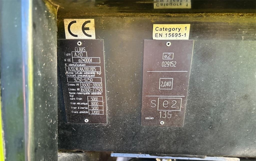 big_219962_2801878 claas 630c arion avec chargeur – 154 ch – 2011 – 6 199 h