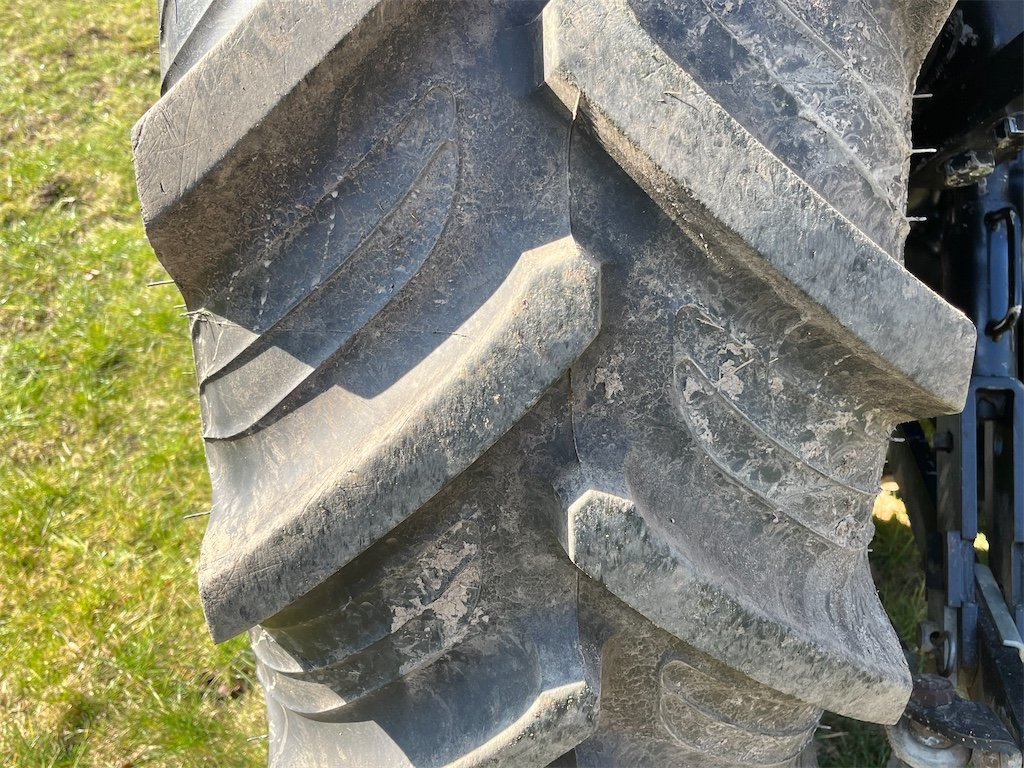 big_223759_2886907 massey ferguson 4335 4 – 79 ch – 2002 – 3 876 h